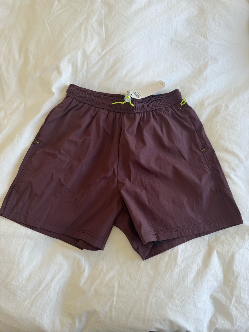NWT GONGGAR pacer shorts